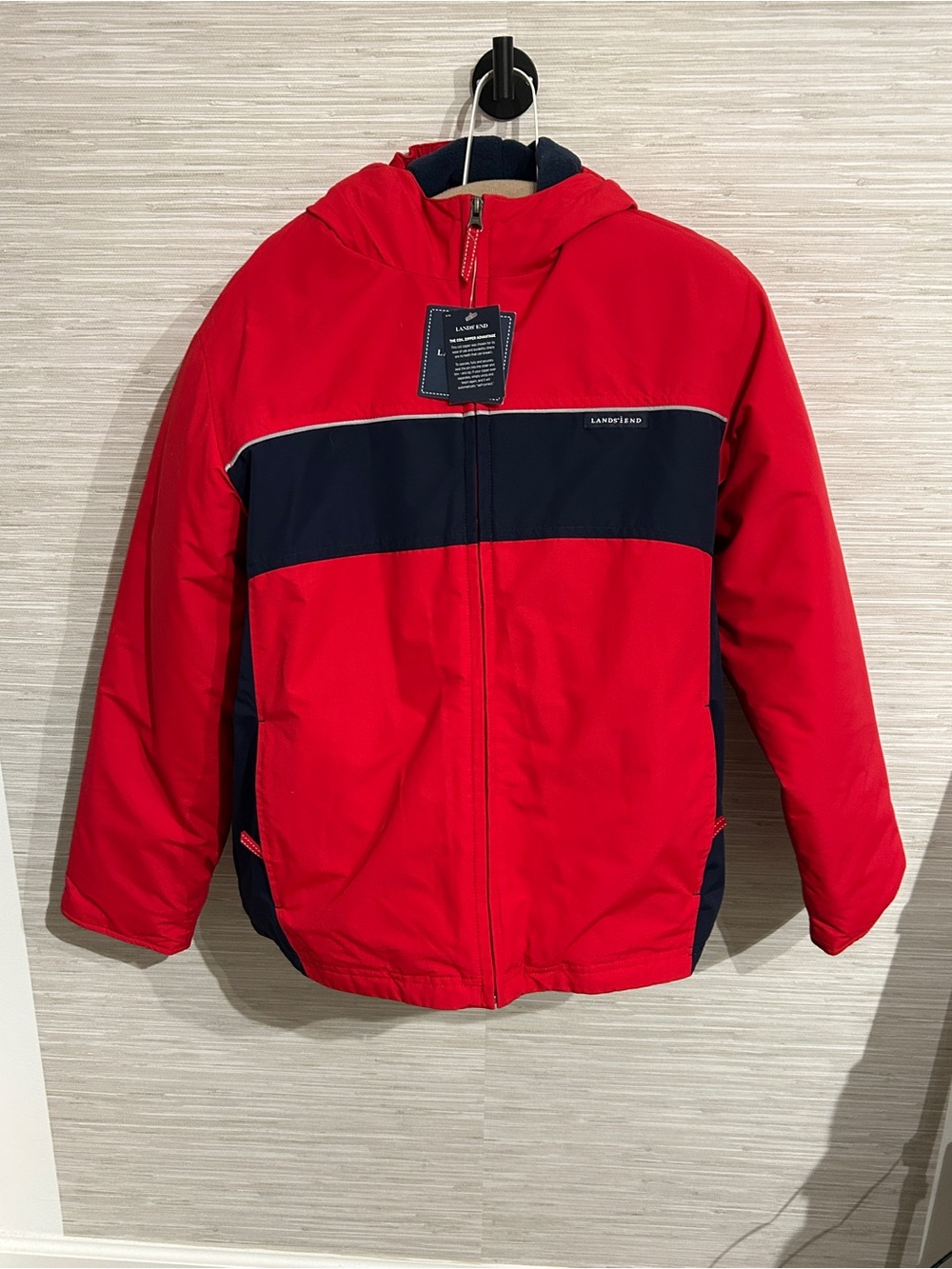 NWT Lands End Boys XL 18-20 Winter Coat Jacket Classic Red Navy Hooded Full Zip